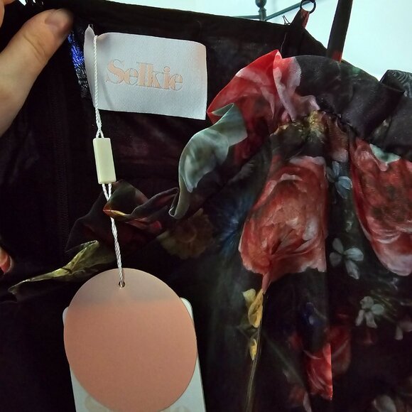 Selkie Rosebud Dress in Nightcap print (NWT) - Picture 4 of 6